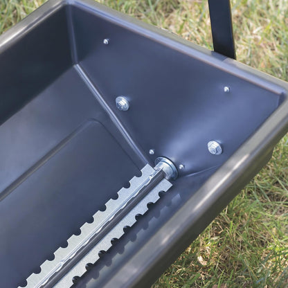 100-pound traction type seeder/seeder/sprayer, black version